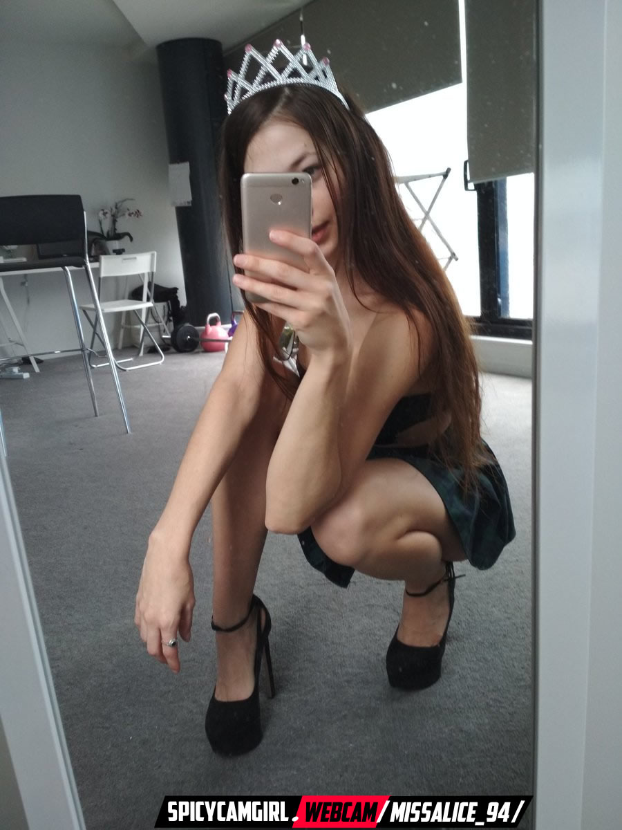 high heels selfie